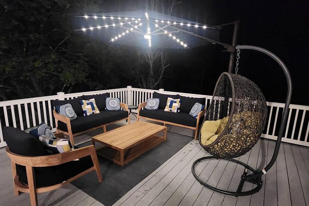 Mountain Blue Vista - Luxury Retreat Near Ski Resorts With Pond, Firepit And Hot Tub ويندهام المظهر الخارجي الصورة