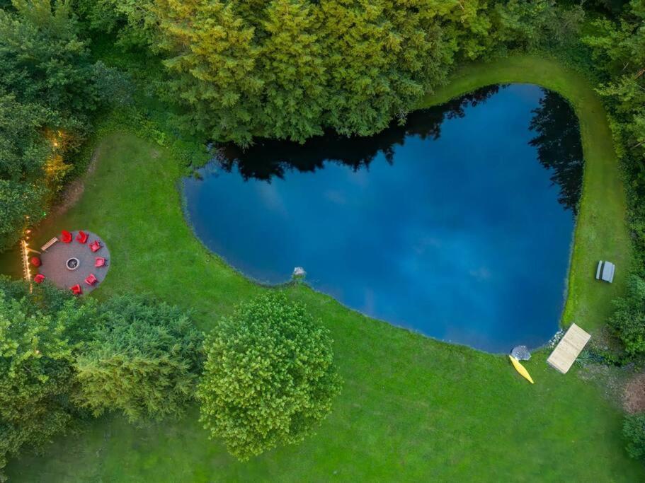 Mountain Blue Vista - Luxury Retreat Near Ski Resorts With Pond, Firepit And Hot Tub ويندهام المظهر الخارجي الصورة