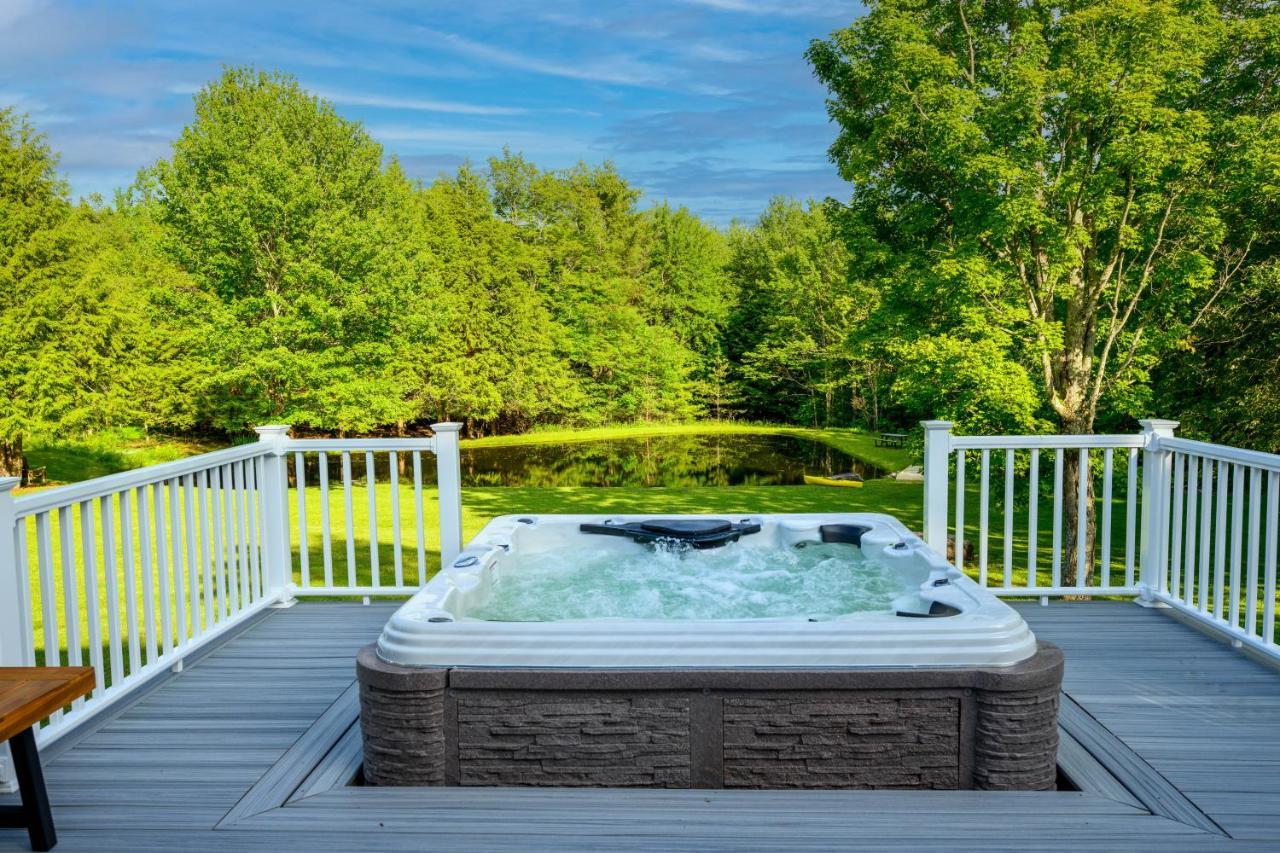 Mountain Blue Vista - Luxury Retreat Near Ski Resorts With Pond, Firepit And Hot Tub ويندهام المظهر الخارجي الصورة