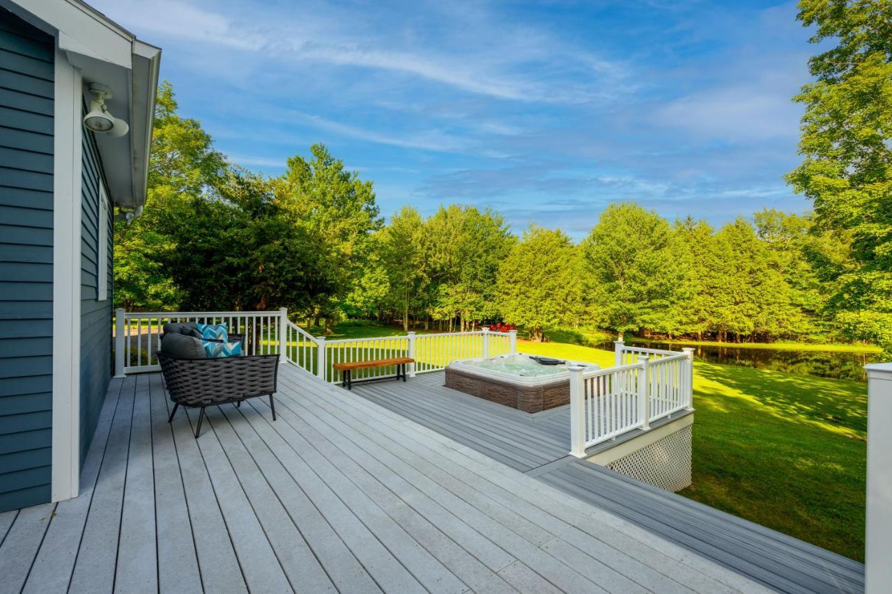 Mountain Blue Vista - Luxury Retreat Near Ski Resorts With Pond, Firepit And Hot Tub ويندهام المظهر الخارجي الصورة